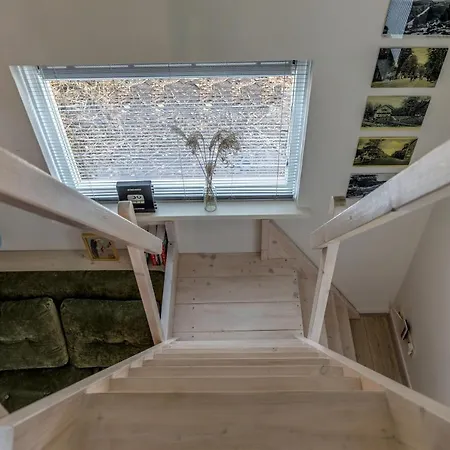 Larenstein Logeren In Tiny House Velp (Gelderland)